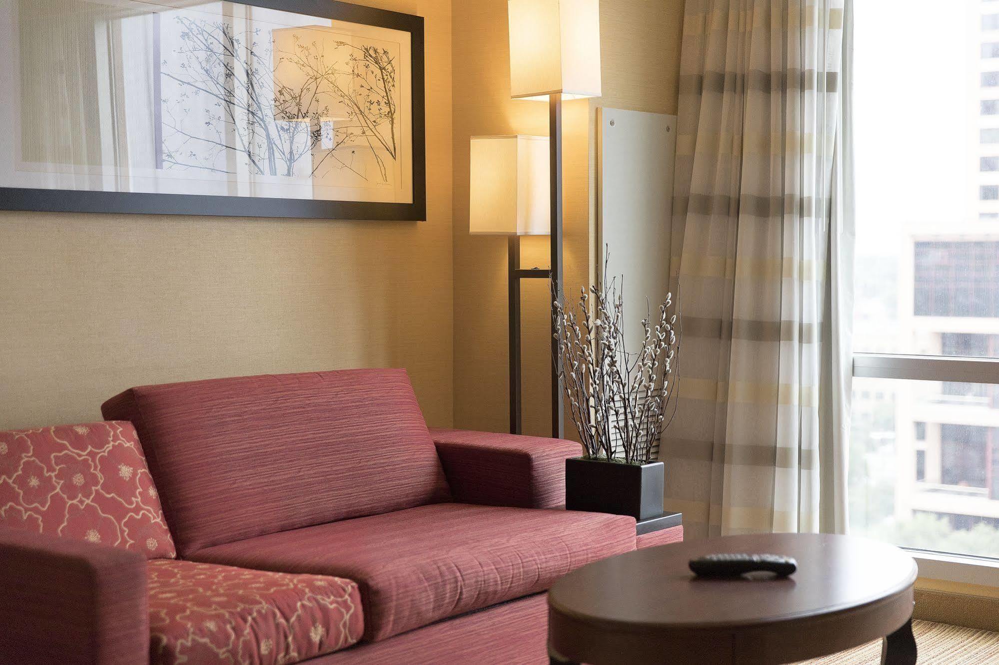 Courtyard Austin Downtown/Convention Center Hotel Екстериор снимка